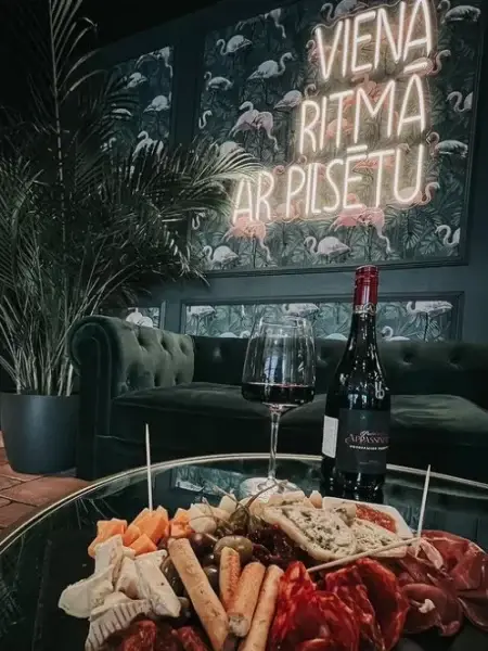 Cafes/Restaurants — LED neon sign project 3