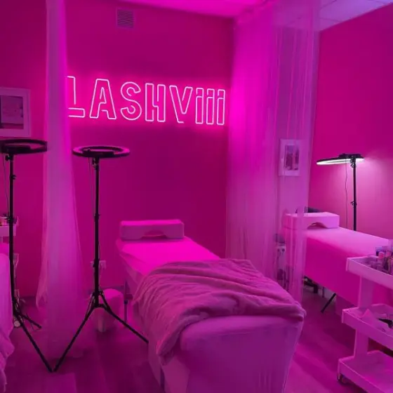Beauty salons — LED neon sign project 3